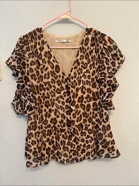 Dex Leopard Print V-Neck Ruffle Sleeve Blouse - Brown